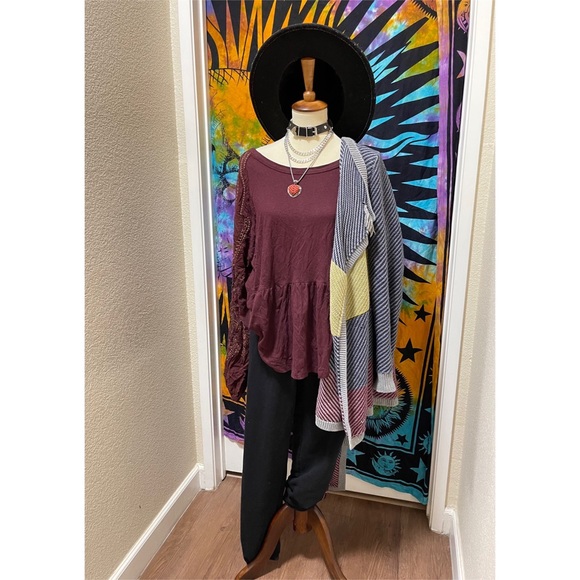 🌈 Lovely lace embroidered top - Picture 10 of 11